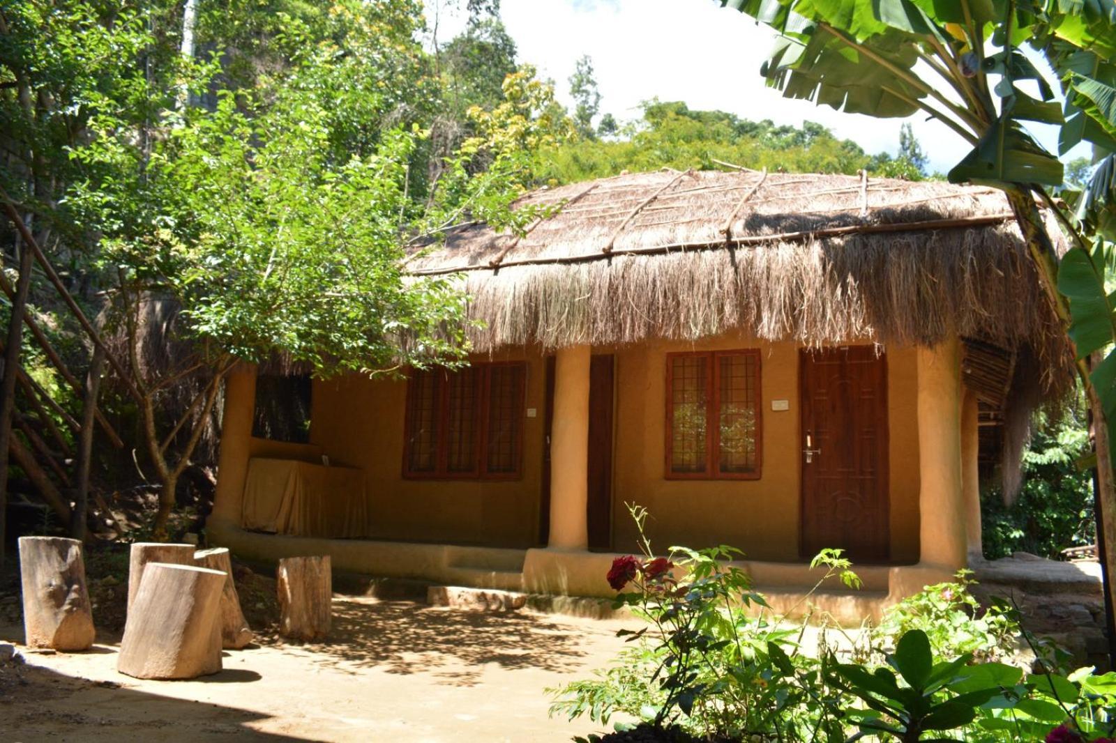 Cosmic Mud House Kanthalloor Esterno foto